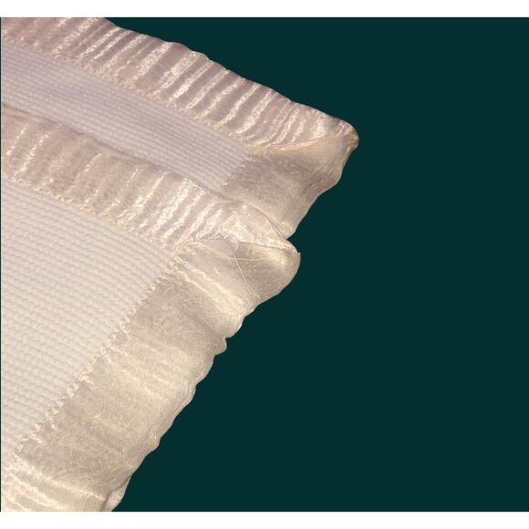 Vintage Baby Gordon All Season Thermal Blanket Cream with Satin Trim - Picture 13 of 13